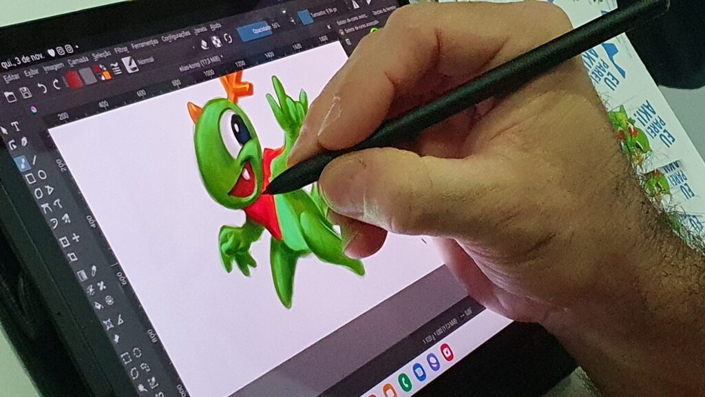 Drawing a Konqi on a painting tablet using Krita.