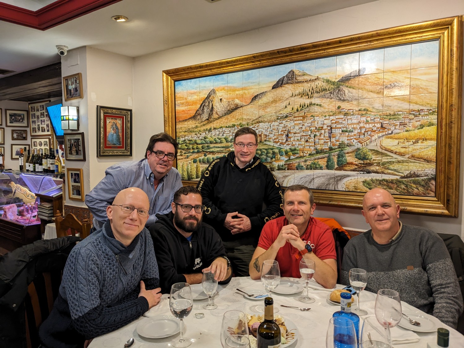 A group of KDE fans celebrate in Málaga, Spain